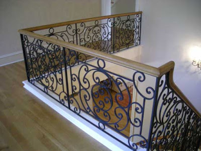 Model Railing Tangga Besi Minimalis 