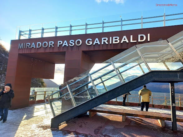 Mirador del Paso Garibaldi a un costado de la Ruta Nacional 3