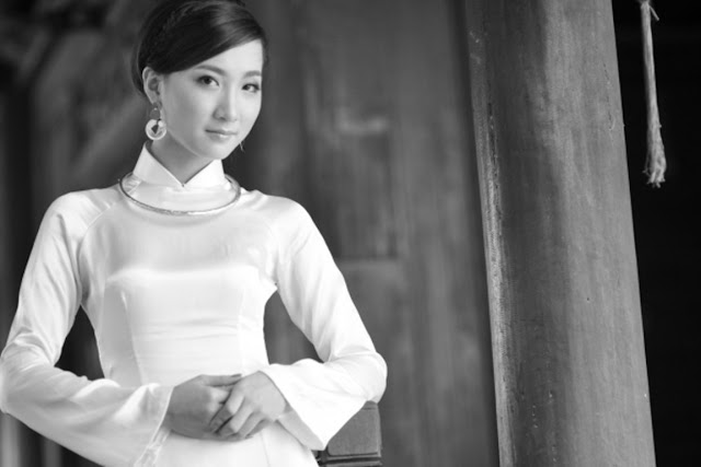 beautiful girl in ao dai 20000 ao-dai very-beautiful-girl-in-ao-dai very-pretty-girl-in-ao-dai very-beautiful-woamn-ao-dai girl-xinh-mac-ao-dai ao-dai-viet-nam