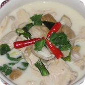 Thai food Thai cuisine thai travel thai tour : tom kha kai tom kha gai ingredient galangal root corianfer root Kaffir lime leaves lemon grass Coriander leaves Lime bird's eye chili 