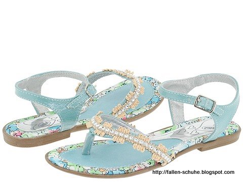 Fallen schuhe:K337457