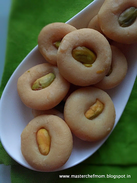 Instant Doodh Peda | Microwave Doodh Peda 