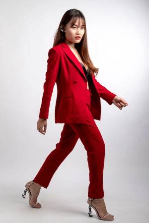 What To Wear With Red Pants