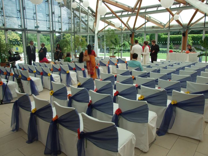 The ceremony room Chinese lanterns and an organza canopy decorated the 