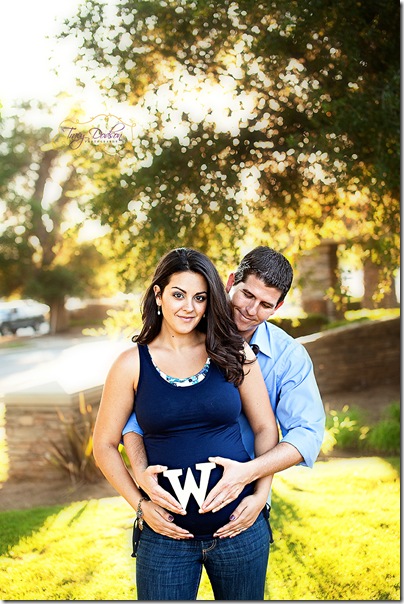 Pat & Eleni Maternity   187j rep