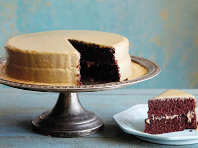  Lizzie's Old Fashioned Cocoa Cake with Caramel Icing