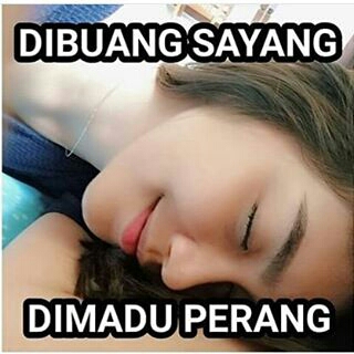 Dibuang Sayang, Dimadu Perang Meme Perempuan Lucu Cewek Wanita Gadis Cantik Seksi