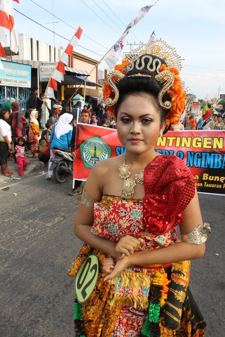 OSIS SMPN 2 NGIMBANG: Karnaval Agustusan 2013