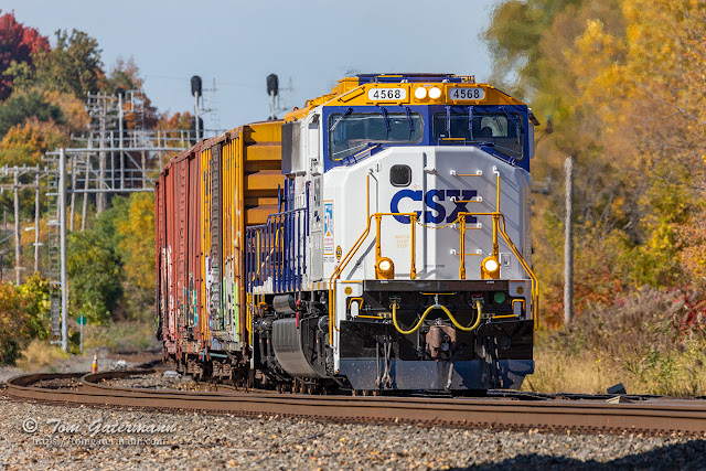 CSXT 4568 is eastbound at CP 286 of the Syracuse Terminal Subdivision at Burnet Street