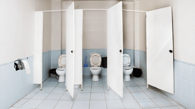 Etika Penggunaan WC Umum