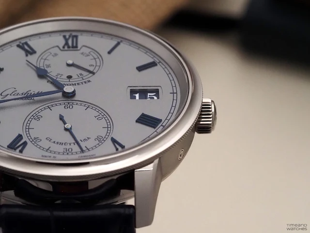 Glashütte Original Senator Chronometer with silver-blue dial