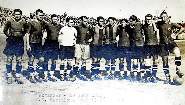 📸F. C. BARCELONA 📆29 junio 1928 ➡️Sagi-Barba, Carulla, Guzmán, Llorens, Samitier, Piera, Arocha, Sastre, Castillo, Mas y Walter. F. C. BARCELONA 3 🆚 REAL SOCIEDAD DE FOOT-BALL DE SAN SEBASTIÁN 1 Viernes 29/06/1928, 17:00 horas. 26º Campeonato de España – Copa del Rey de Fútbol, final, desempate tercer partido. Santander, Campos de Sport de El Sardinero: 17.000 espectadores. GOLES: ⚽1-0: 8’, José Samitier. ⚽1-1: 16’, Domingo Zaldúa. ⚽2-1: 21’, Ángel Arocha. ⚽3-1: 25’, Josep Sastre.