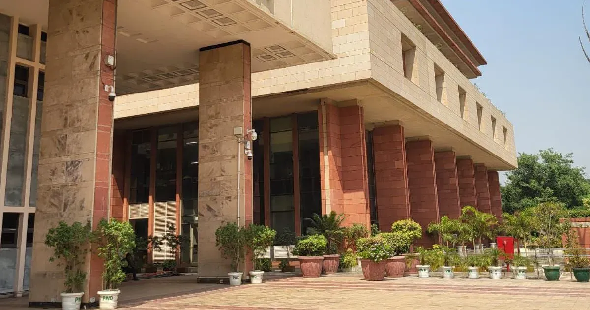 Delhi High Court Stays Removal of Sanjeev Nasiar as Bar Council of Delhi Vice Chairman