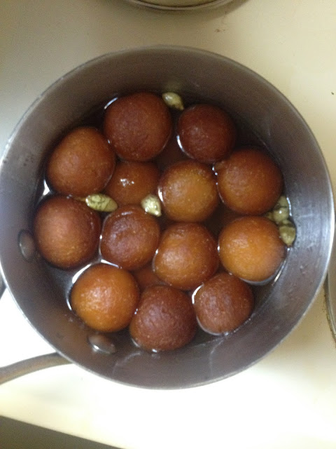 Gulab Jamun  Recipe,Eastern sweet recipe