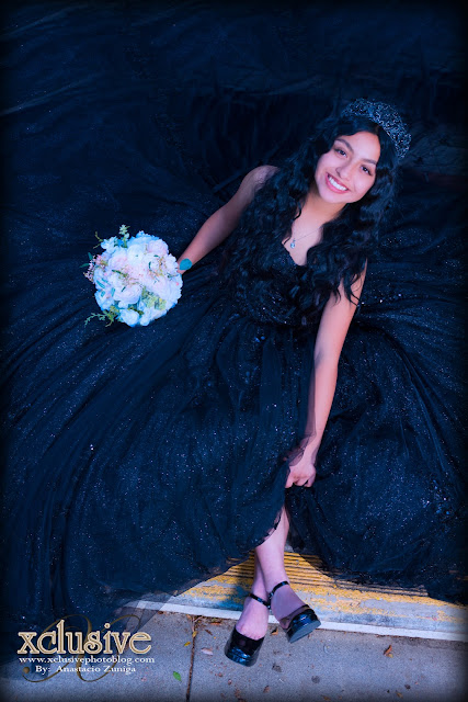 Quinceanera professional photographer in Los Angeles, Riverside, San Fernando Valley.