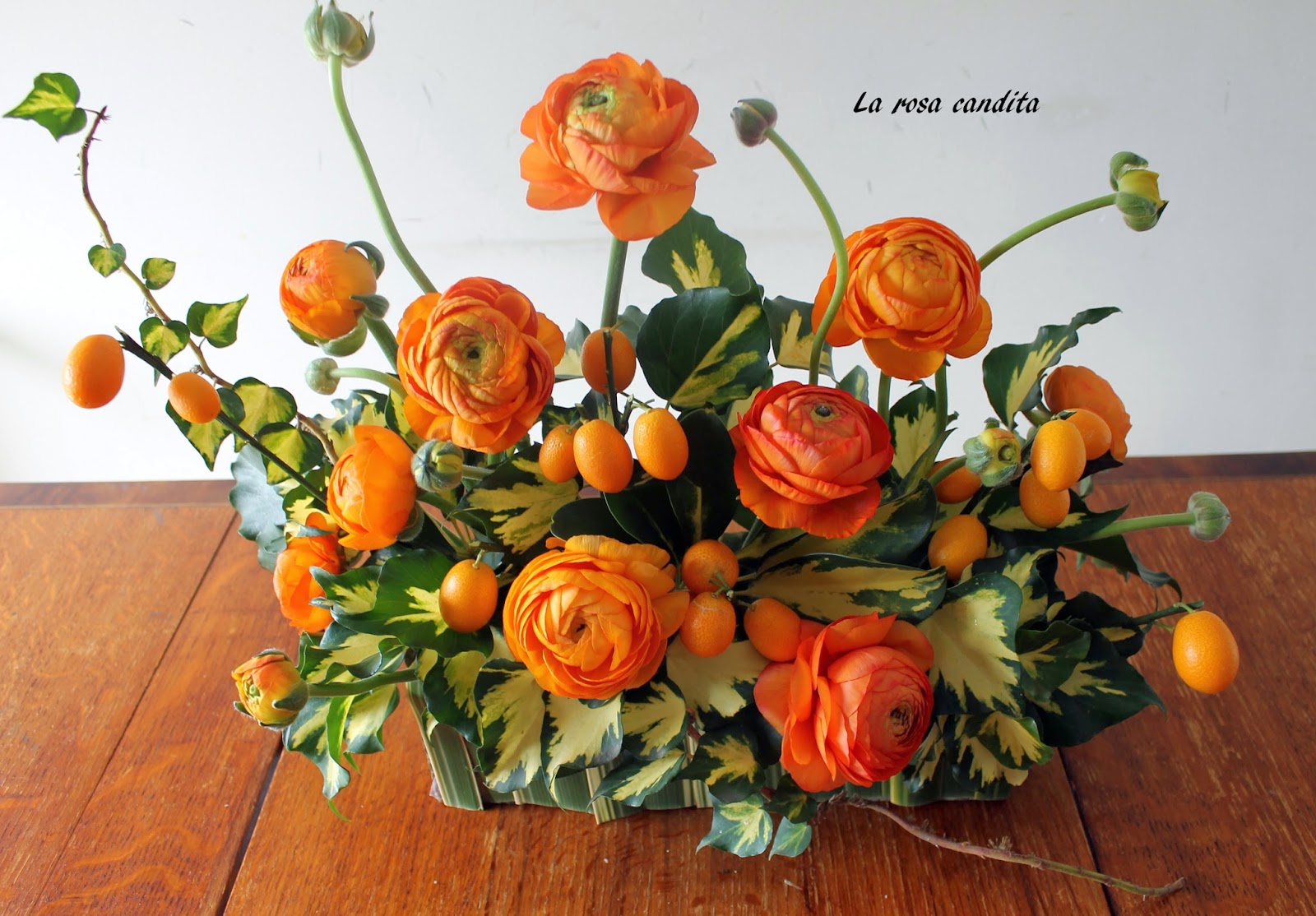 Composizioni Floreali Foto Royalty Free Immagini 123RF - immagini composizione di fiori bellissimi