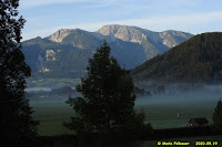 Morgendlicher Blick aus dem Zimmer der Villa Sonnwend Richtung Warscheneck