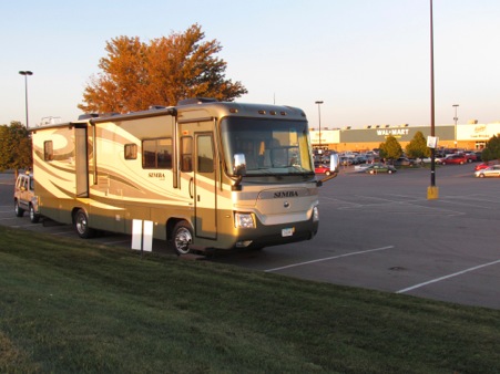 WalmartOvernightStop-2-2011-09-23-21-19.jpg