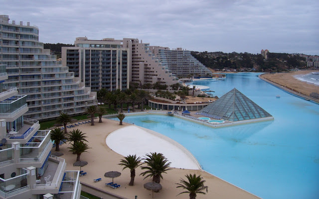 Chile, San Alfonso del Mar Resort-World's Largest Pool