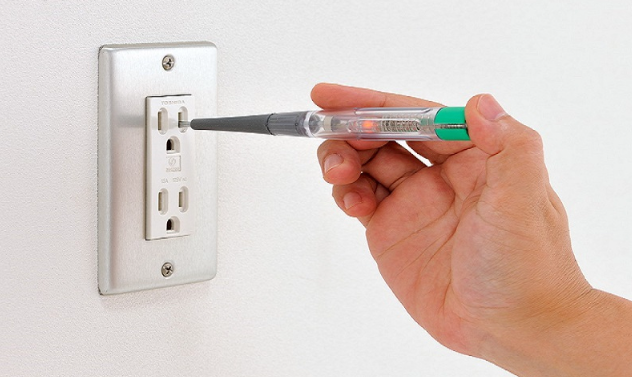 Nguyên nhân và cách khắc phục tivi TCL không lên nguồn