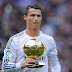 Bất ngờ: Ronaldo nhận thua Messi, muốn trả lại Quả bóng vàng