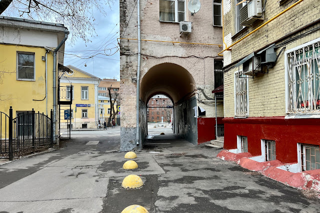улица Александра Солженицына, дворы