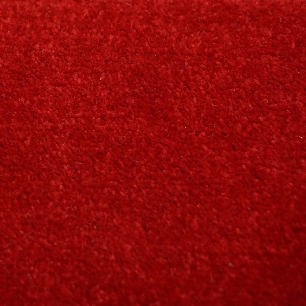 Thảm cuộn lông xù màu đỏ cờ