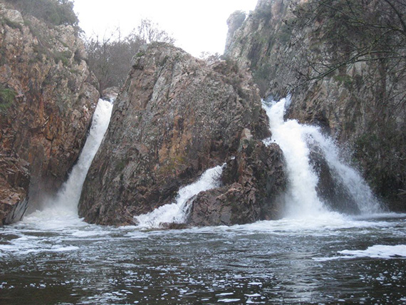 Cascada del Hervidero. Foto: bikertb.blogspot.com