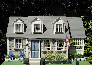 Skilcraft Cape Cod Dollhouse