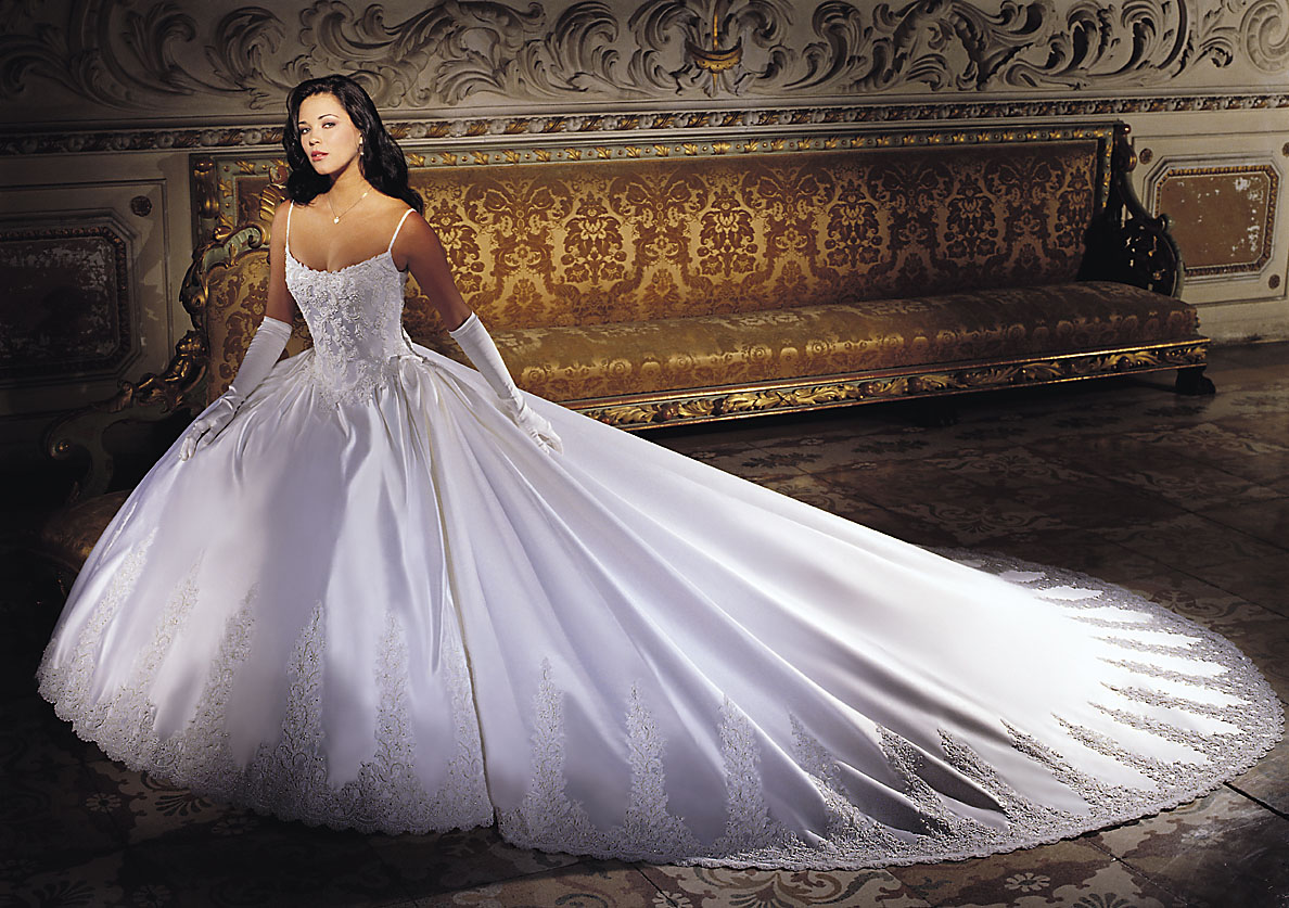 Best Wedding Dress Designers