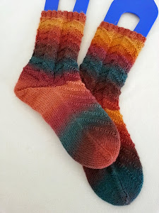 Hornet Knitted Socks - Peachtree Cottage™