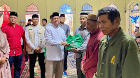 Safari Ramadhan Perdana, Pj Bupati Lambar Nukman Bagikan 50 Paket Sembako