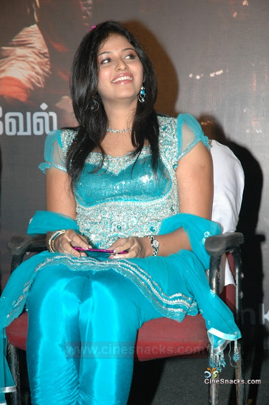 Photos AnjaliSasikumarVimal at Thoonga Nagaram Audio Launch wallpapers