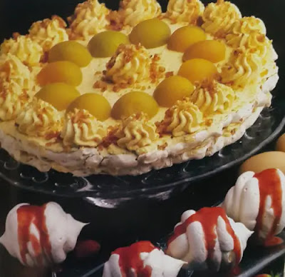 image of  MERINGUES