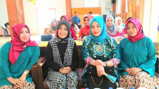 Pembentukan Pribadi Wanita Muslimah di  Kep. Selayar