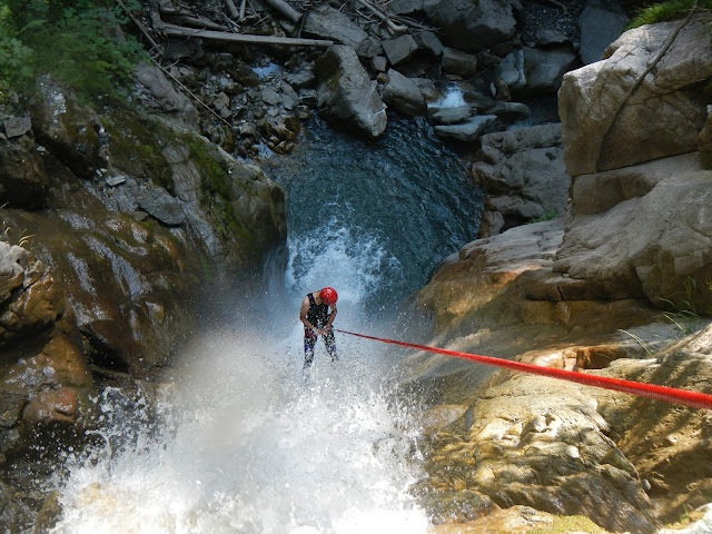 Canyoning à La Belle au Bois Megève Manu RUIZ