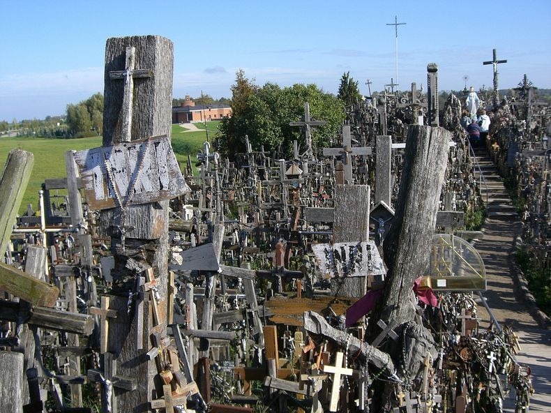 hill-of-crosses-9 hill-of-crosses-9
