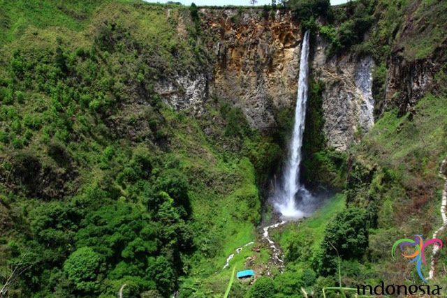 Paket Trip 1 Hari ke Air Terjun Sipiso-Piso 