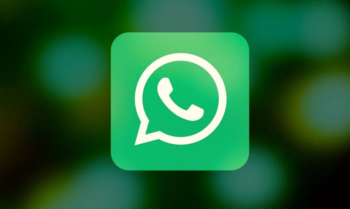 WhatsApp, yöneticilerin gönderileri silmesine ve android kullanıcılarının topluluklar oluşturmasına izin verecek 2 yeni özelliği kullanıma sunuyor.
