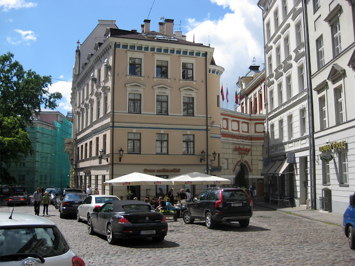 Antique salon in Riga