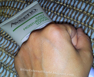 Aveeno Daily Moisturizing Lotion