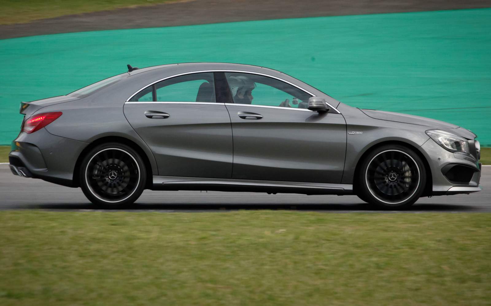 Mercedes-Benz CLA 45 AMG