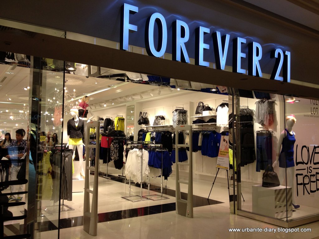 The Clothing Store, Forever 21, Slashes Hours ~ Obama-Care (UPDATED w ...
