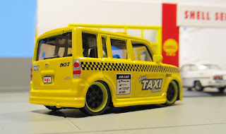 Maisto  taxi Scion xB