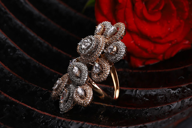 diamond-ring-photography