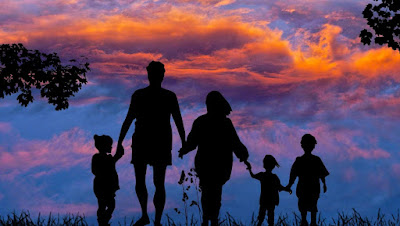 25 Quotes Untuk Ayah dan Ibu, Penuh Makna Mendalam