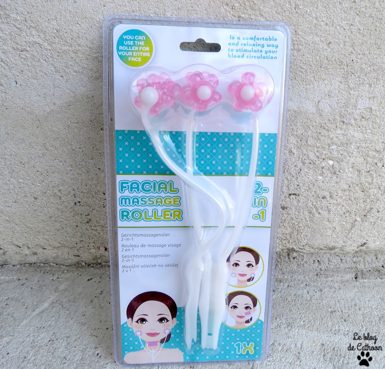 facial massage roller 2-in-1 Action