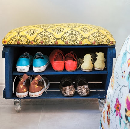 DIY Shoe Storage Benches Using a Fruit Crate 