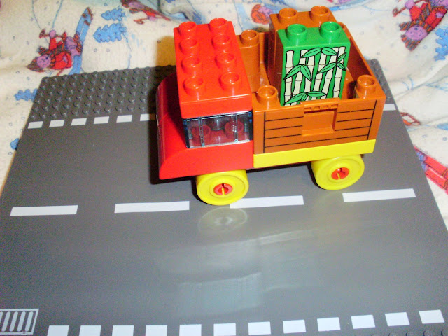 moc lego duplo camioneta zoo