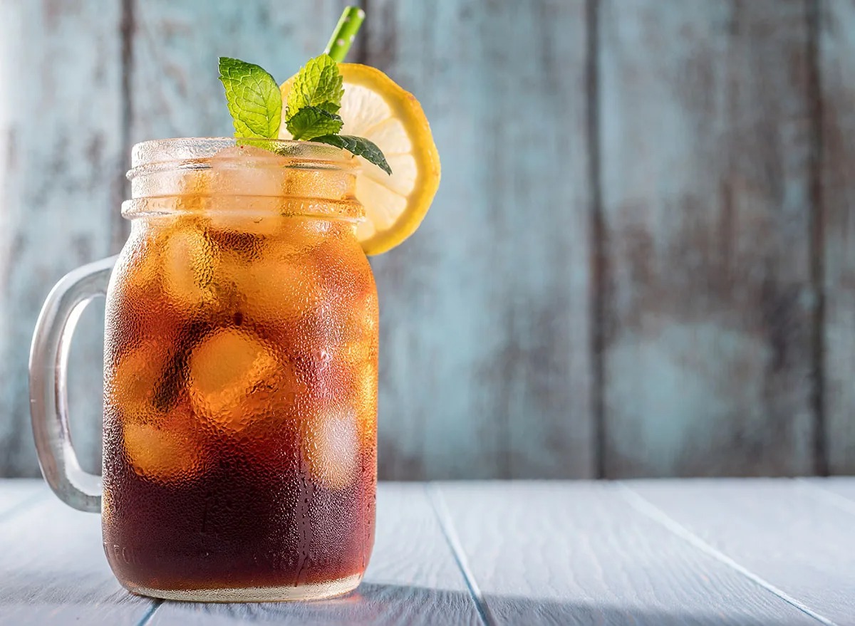 7 Low-Sugar Ways to Flavor Your Frosted Tea, 7 Low-Sugar Ways to FlavorYour Iced Tea,10 Ways to Flavor Plain Iced Tea, Healthy Homemade IcedTea,15 Refreshing Iced Tea Recipes for Summer